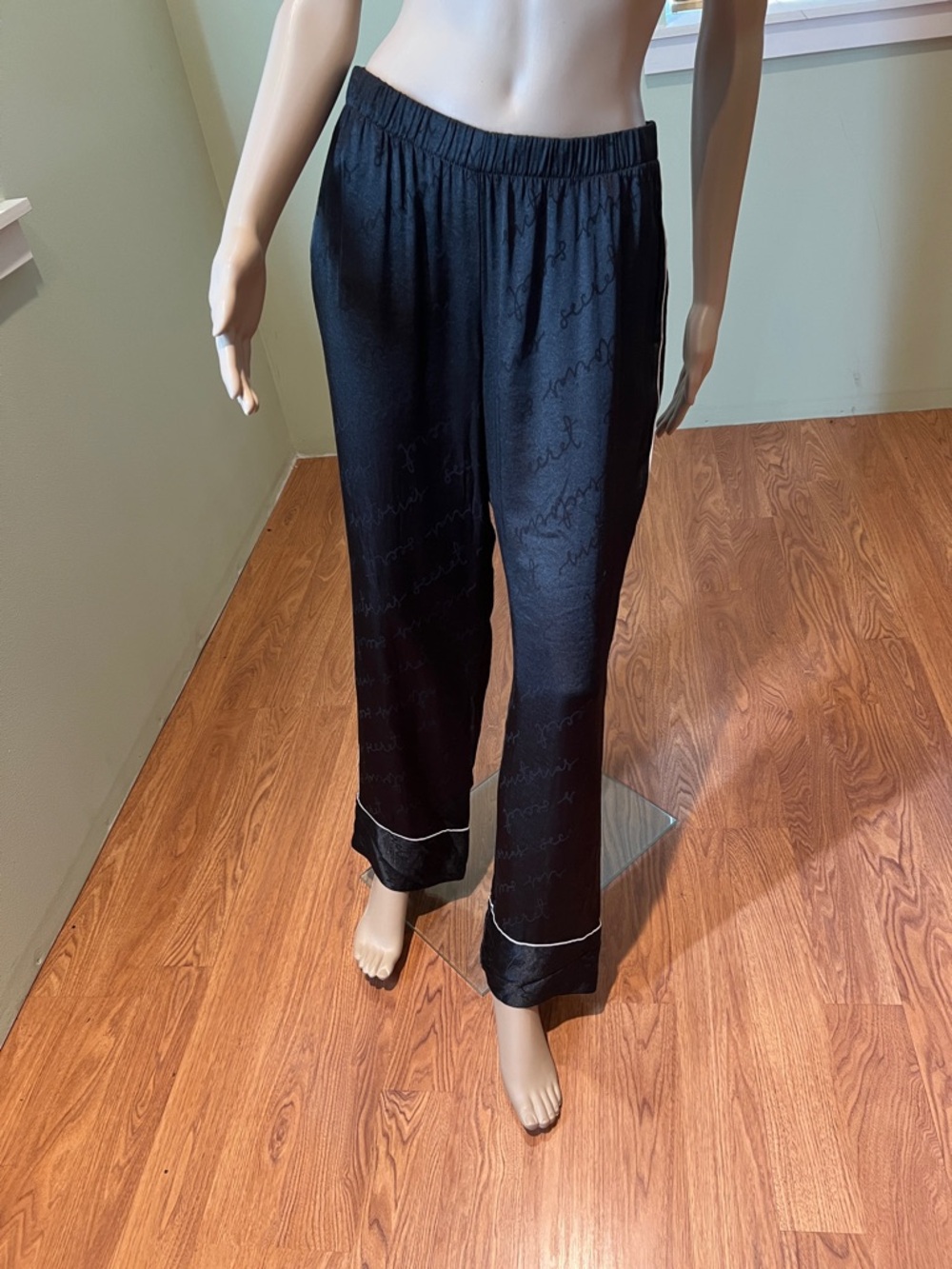Victoria’s Secret Black Satin Logo Elastic Waist Lounge Pants Size M